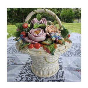 FITZ & FLOYD Old World Rabbits Flower Basket Butterfly Cookie Jar‎ Centerpiece